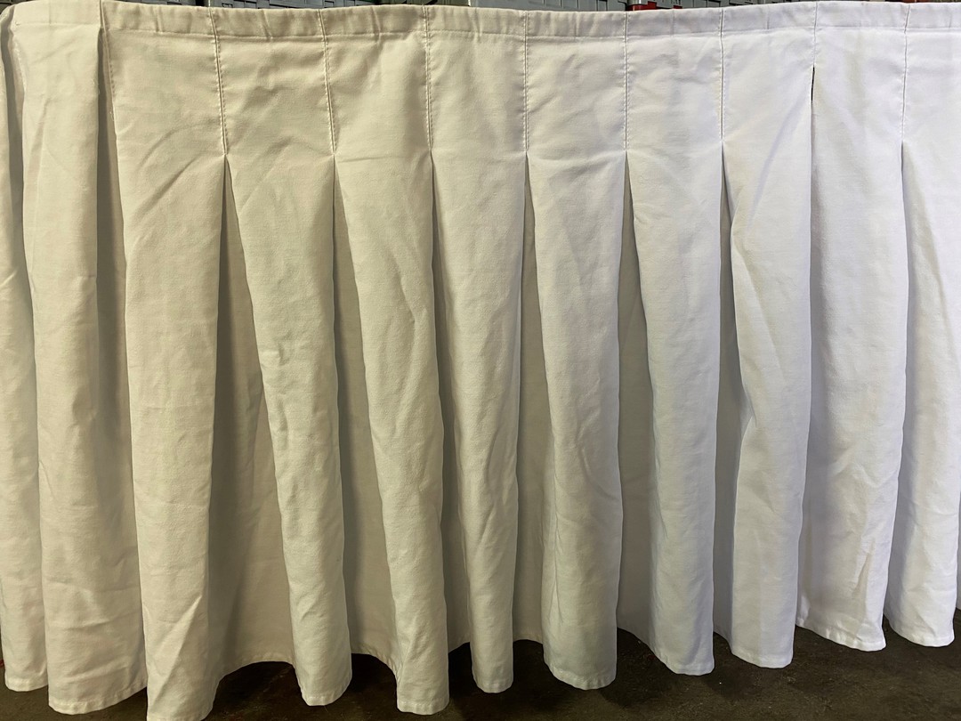 Bridal Table Skirts - Box Pleated 390x73cm image 0
